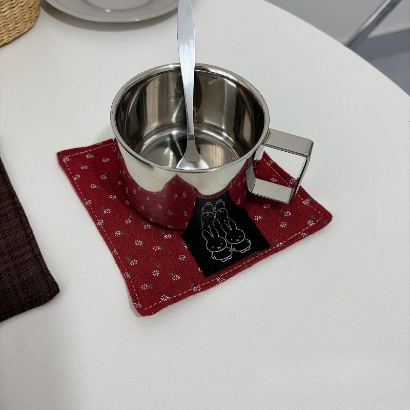 Urocze podkładki z serii Miffy – Coffee Tea & Jane recenzja i cena